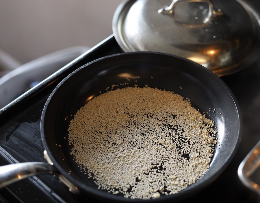 Toast Sesame Seeds