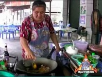 Sen Yai Kee Mao Moo