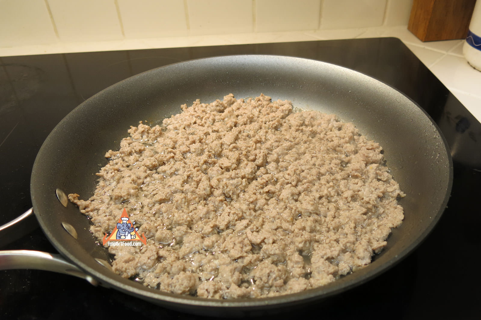 Cook the ground pork