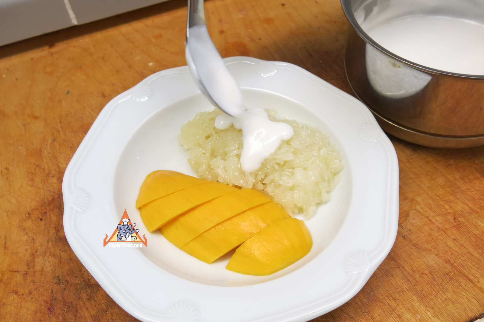 Topping over pandan sticky rice