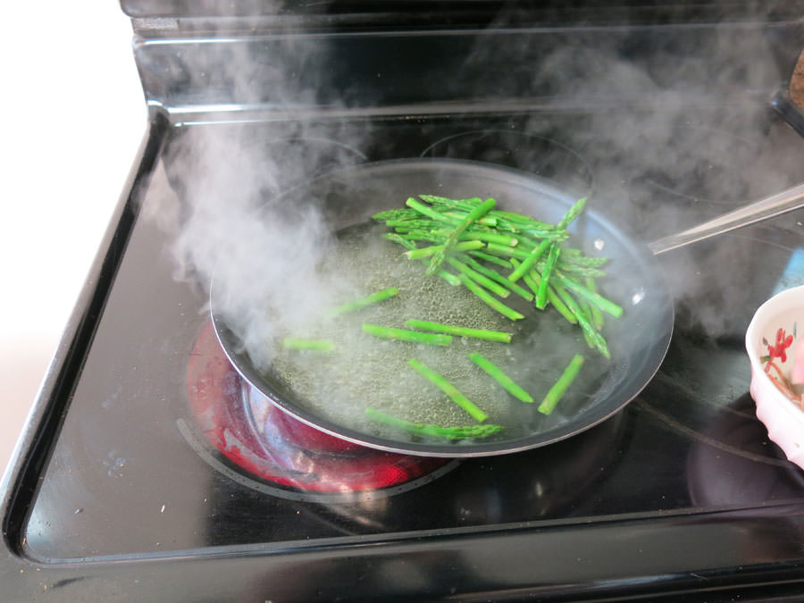 Blanch Asparagus