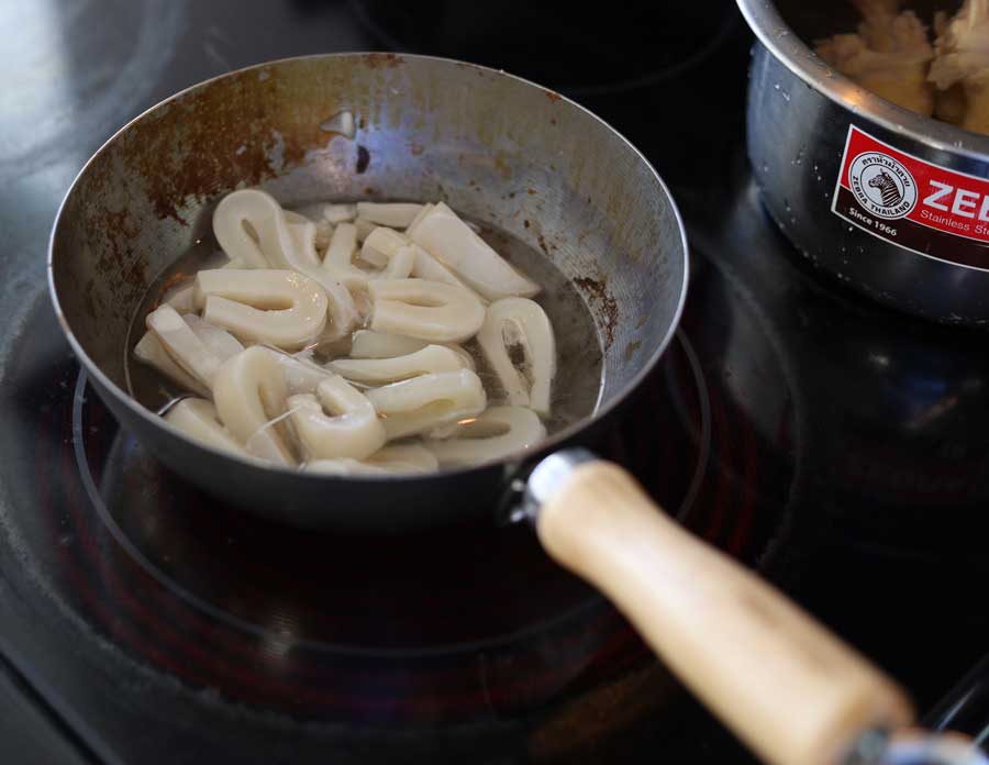 Boil Squid