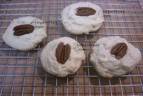 coconut & cornflake cookies