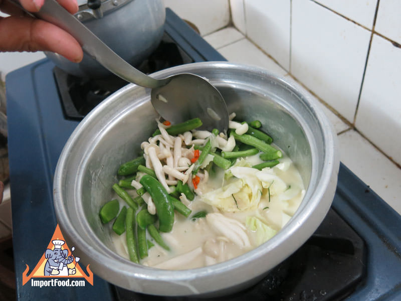 Phak Tom Kati