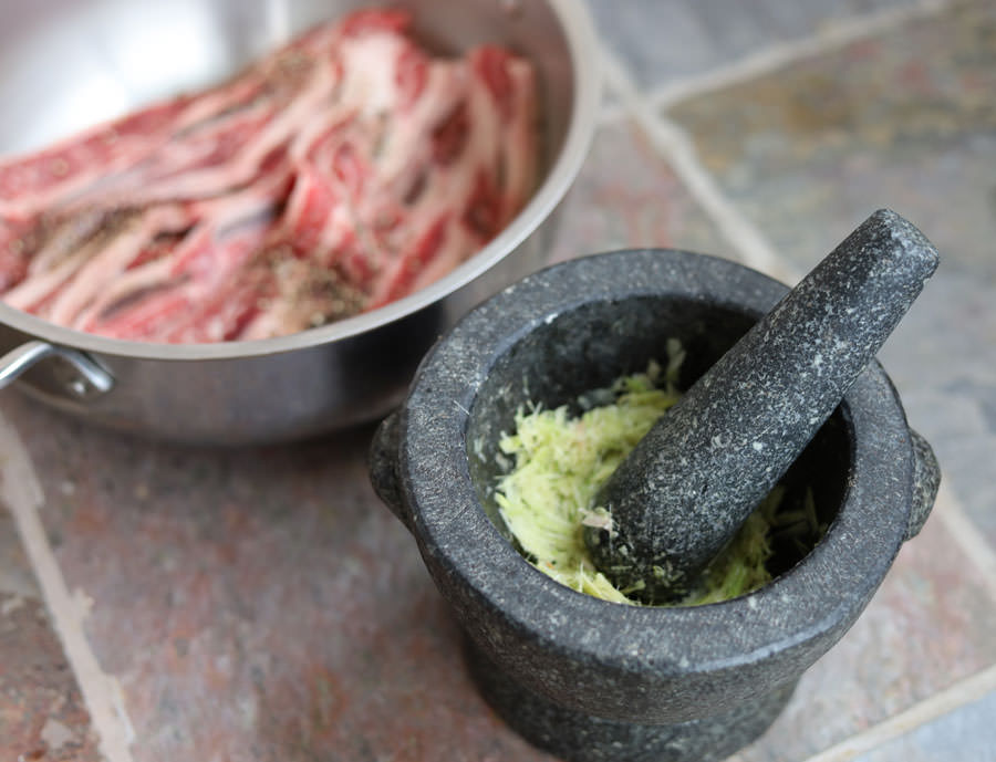 Pound Lemongrass