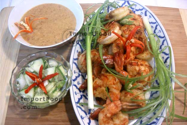 Prawn satay with cucumber salad