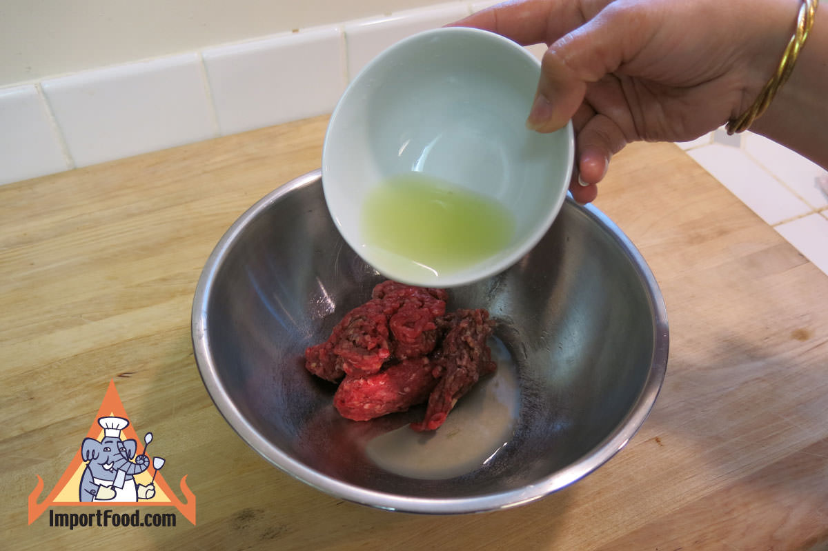 Start with a handful of quality lean ground beef