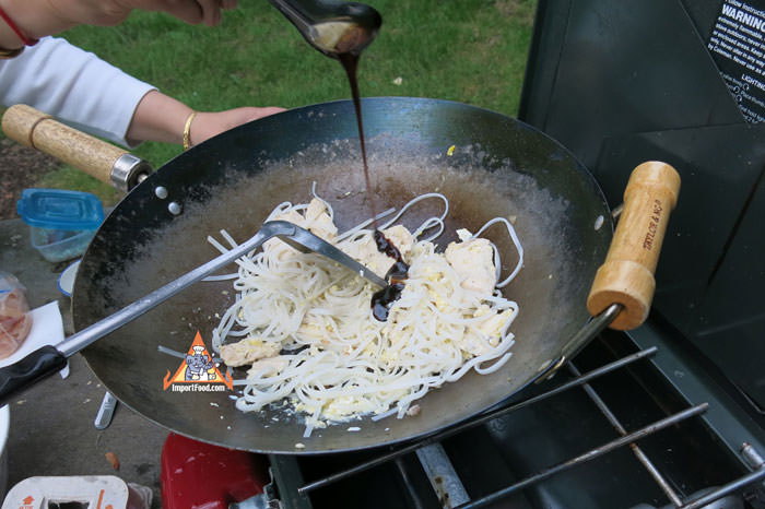 Noodles And Pad Thai Sauce