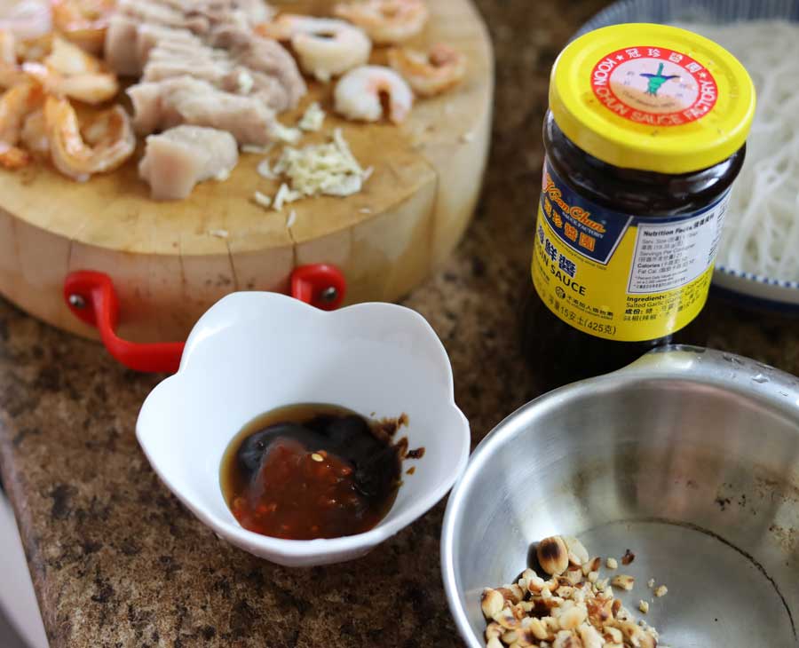 Add Sambal Oelek