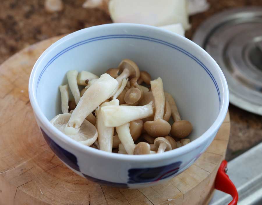 Fresh Mushrooms