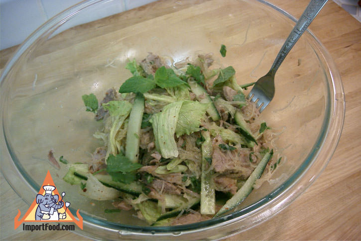 Prepare the larb