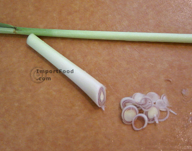 Prepare the lemongrass