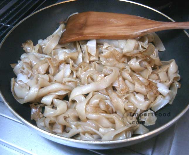 Preparing the noodles