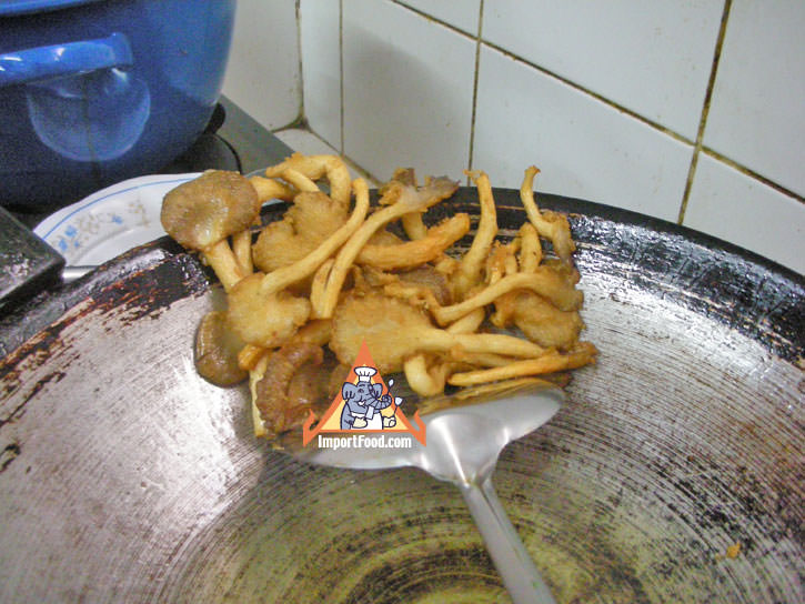 Frying mushrooms