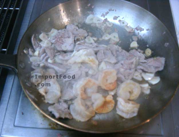 Fry the ingredients