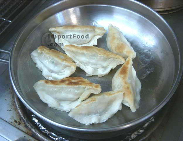 Fry Gyoza