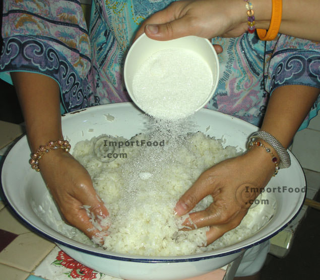 Step 8 put in large bowl sprinkle sugar over the rice and mix gently