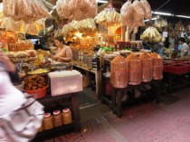 Feature: Bangkok Sidewalk Vendors