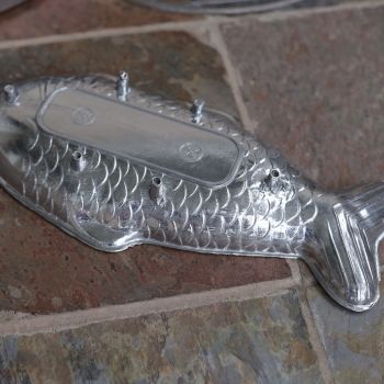 Fish Platter w/Pegs
