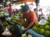 fresh-coconut-juice-vendor-in-thailand-04.jpg