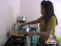 Fried Papaya with Egg