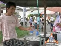 Street Vendor Prepares Khanom Krok