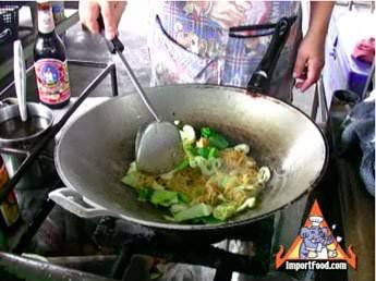Street Vendor Video: Sen Mee